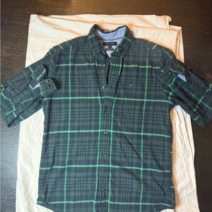 Tommy Hilfiger Men's Navy and‎ Green Check Shirt size M classic casual stylish